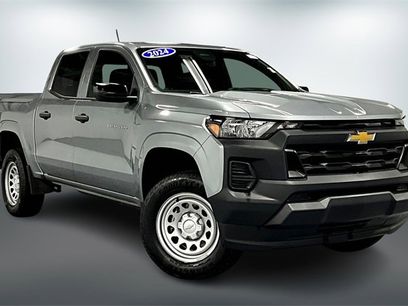 Used 2024 Chevrolet Colorado W/T w/ WT Convenience Package II