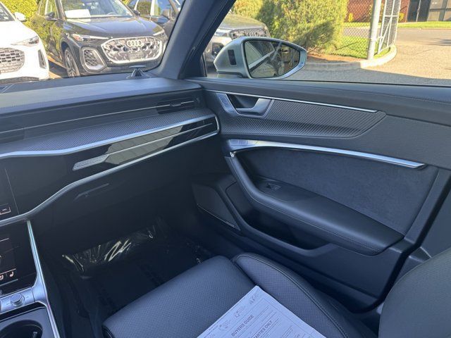Certified 2022 Audi RS 6 AWD/4WD image 15