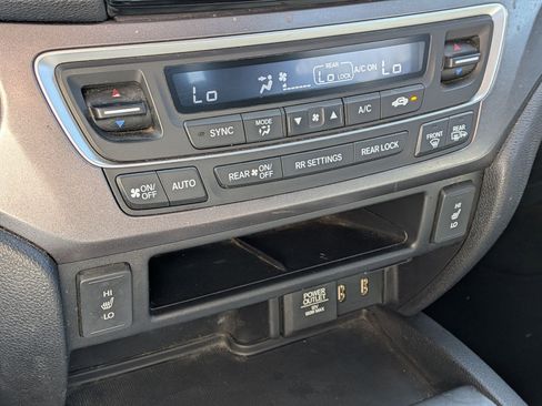 Used 2018 Honda Pilot EX-L image 23