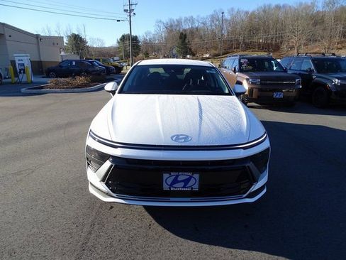 New 2026 Hyundai Sonata SE image 2