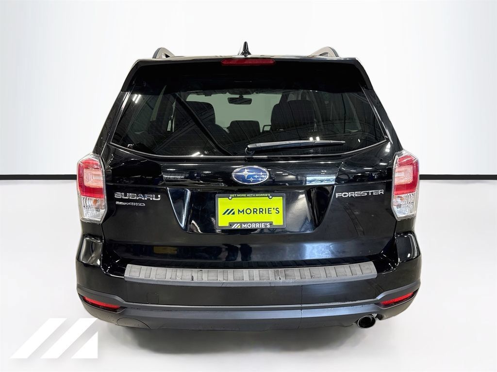 Used 2018 Subaru Forester 2.5i Premium w/ All-Weather Package AWD/4WD image 6