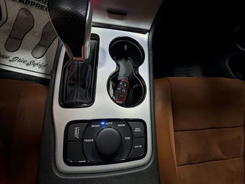 Used 2020 Jeep Grand Cherokee Trackhawk w/ Trailer Tow Group IV image 21