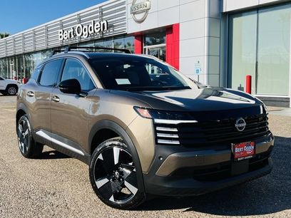 New 2026 Nissan Kicks SR