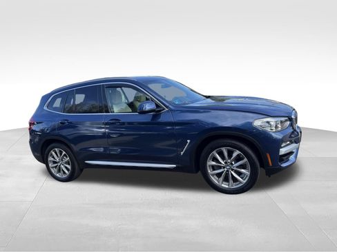 Used 2018 BMW X3 xDrive30i w/ Convenience Package AWD/4WD image 4