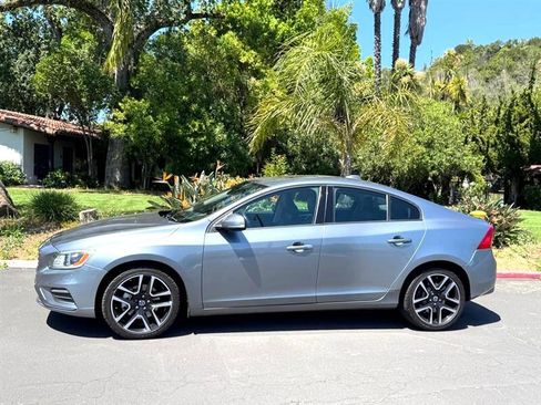 Used 2018 Volvo S60 T5 Dynamic w/ Vision Package image 2
