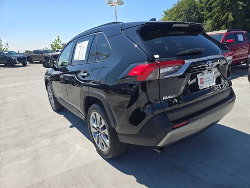 Used 2025 Toyota RAV4 Limited AWD/4WD image 5