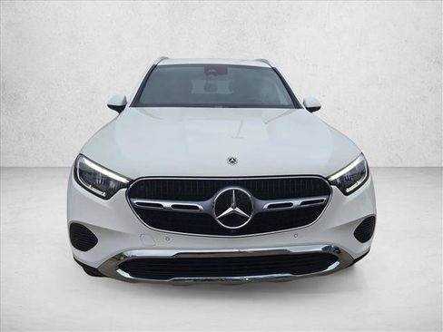 Certified 2026 Mercedes-Benz GLC 300 image 2