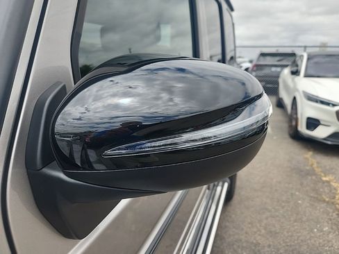 Used 2021 Mercedes-Benz G 550 image 7