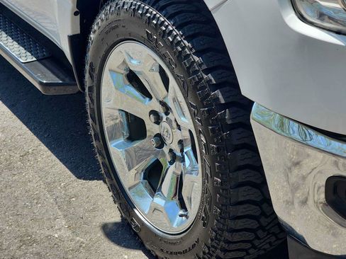 Used 2021 RAM 1500 Big Horn RWD image 12