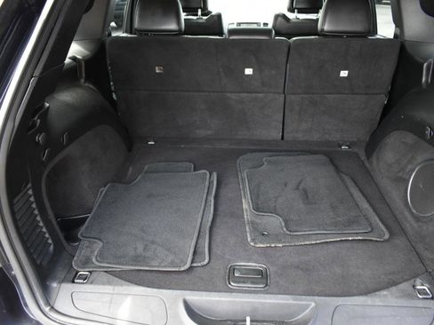 Used 2013 Jeep Grand Cherokee Altitude RWD image 45