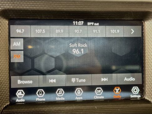Used 2022 Jeep Wrangler Unlimited Sport AWD/4WD image 29