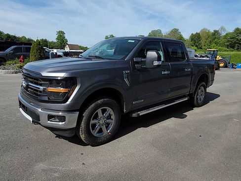 New 2025 Ford F150 XLT w/ Equipment Group 301A Standard image 4