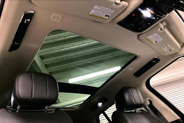 Certified 2023 Land Rover Range Rover SE AWD/4WD image 30