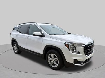 Used 2022 GMC Terrain SLE w/ Driver Convenience Package