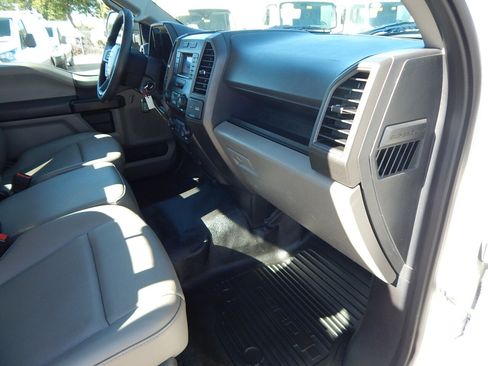 Used 2022 Ford F250 XL w/ Power Equipment Group RWD image 20