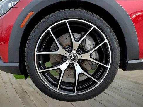 Used 2021 Mercedes-Benz E 450 4MATIC All-Terrain Wagon w/ Premium Package image 34