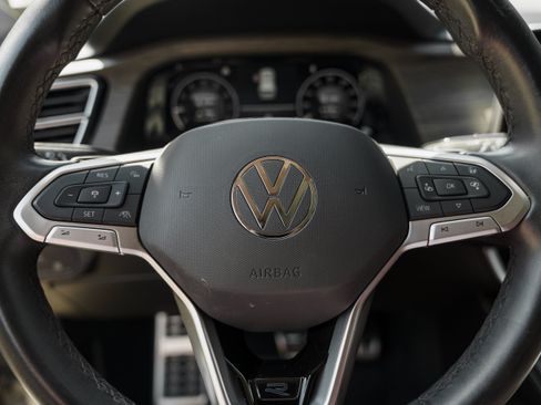 Used 2024 Volkswagen Atlas SEL Premium R-Line AWD/4WD image 13