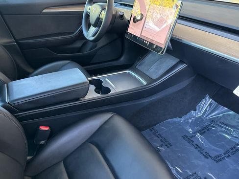 Used 2023 Tesla Model 3 Standard Range RWD image 16