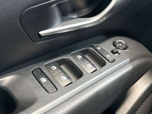 Used 2024 Hyundai Tucson SE AWD/4WD image 17