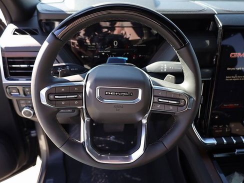 New 2026 GMC Yukon Denali w/ Advanced Technology Package AWD/4WD image 13