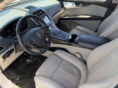 Used 2017 Lincoln MKX Reserve w/ Luxury Package FWD image 20