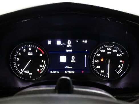 Used 2023 Cadillac XT6 Sport w/ Technology Package image 17