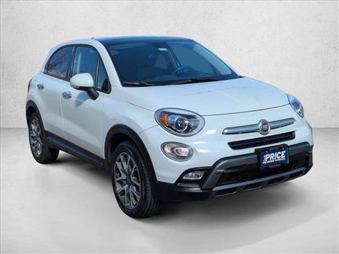 Used 2017 FIAT 500X Trekking image 3