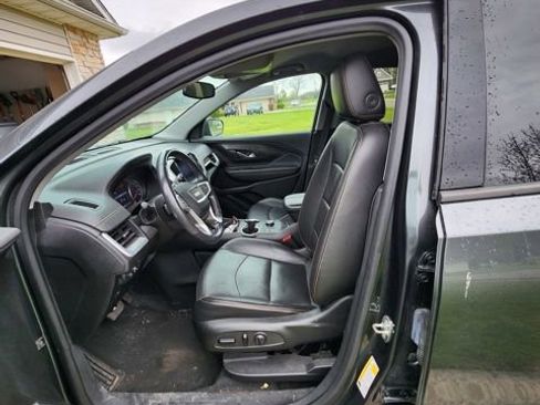 Used 2019 GMC Terrain SLT w/ Preferred Package AWD/4WD image 3
