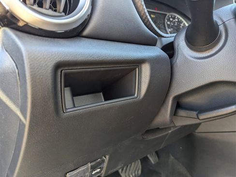 New 2025 Nissan Versa SR w/ Trunk Package image 16