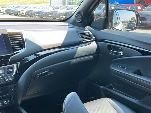 Used 2022 Honda Ridgeline Black Edition image 28