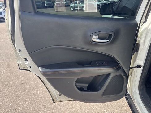 Used 2018 Jeep Compass Limited w/ Safe & Security Group image 15