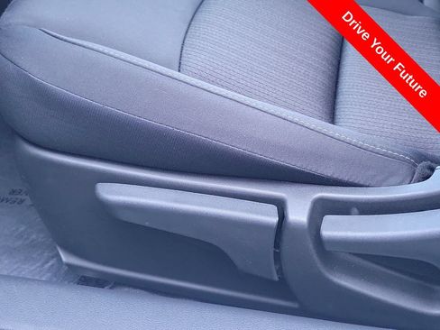 Used 2025 Nissan Altima 2.5 S FWD image 14