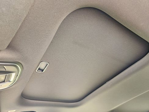 New 2025 Jeep Grand Cherokee L Laredo w/ Luxury Tech Group I RWD image 34