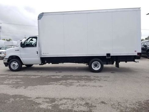 New 2026 Ford E-450 and Econoline 450 Super Duty w/ Power Equipment Group image 6