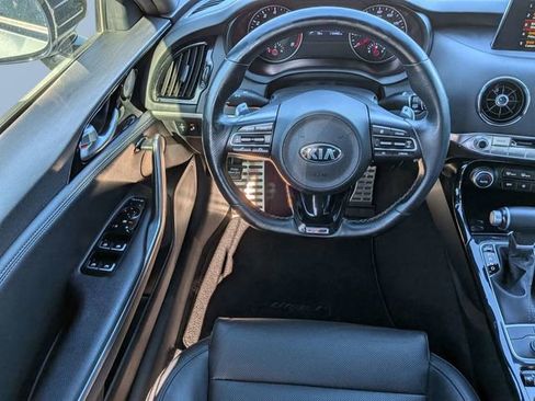 Used 2020 Kia Stinger GT-Line w/ Sun & Sound Package RWD image 14