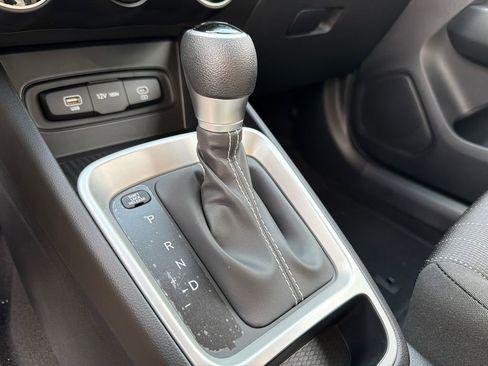 New 2026 Hyundai Venue SE FWD image 30