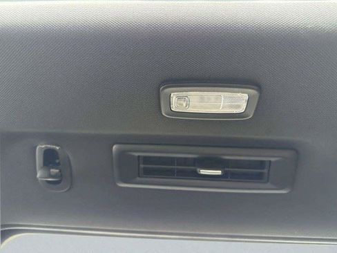 Used 2021 Chevrolet Suburban Premier w/ Premium Package RWD image 44