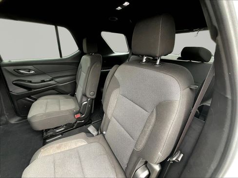 Used 2023 Chevrolet Traverse LT FWD image 22
