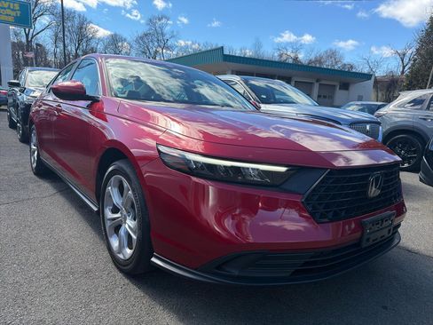 Used 2023 Honda Accord LX image 3