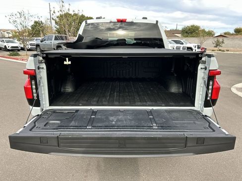 Used 2023 Ford F150 Lightning XLT image 26