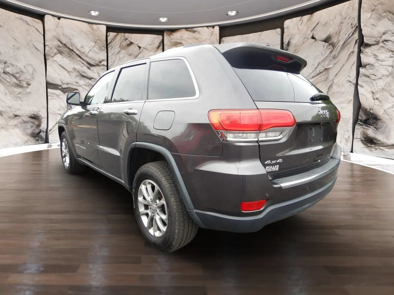 Used 2015 Jeep Grand Cherokee Limited AWD/4WD image 9