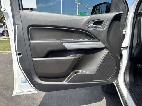Used 2018 Chevrolet Colorado LT RWD image 19