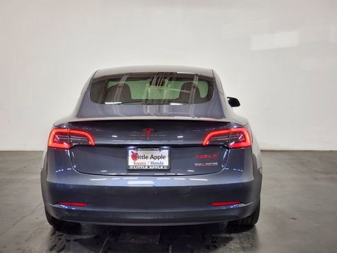 Used 2022 Tesla Model 3 Performance image 24