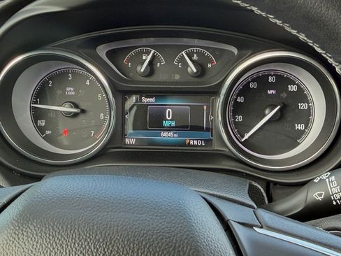 Used 2020 Buick Envision Essence w/ Experience Buick Package image 38