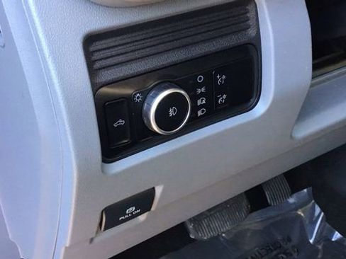 Used 2025 Ford F250 XLT image 19