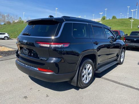 Used 2023 Jeep Grand Cherokee L Limited w/ Trailer Tow Group (B) AWD/4WD image 3