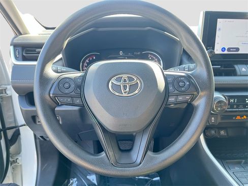 Used 2024 Toyota RAV4 XLE image 9