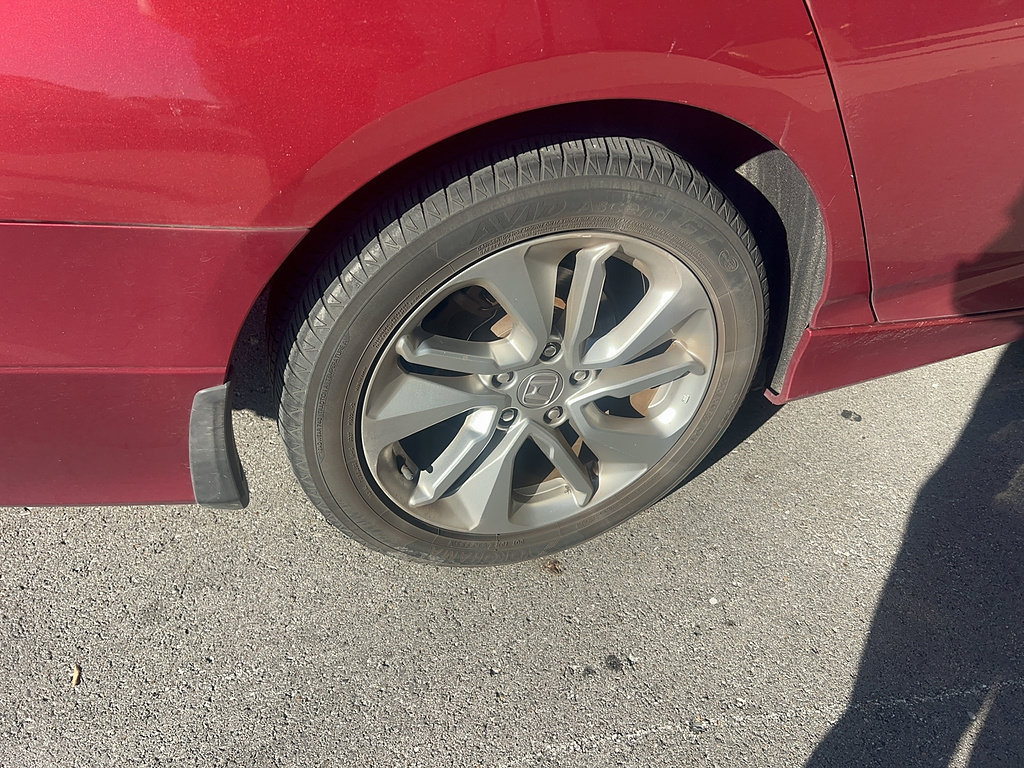 Used 2019 Honda Accord LX image 9
