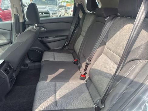 Used 2025 Nissan Rogue SV FWD image 27