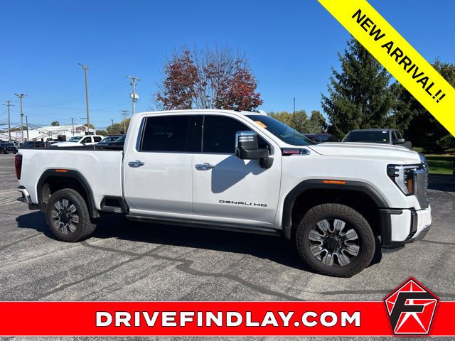 Used 2025 GMC Sierra 2500 Denali w/ Denali Reserve Package AWD/4WD image 4